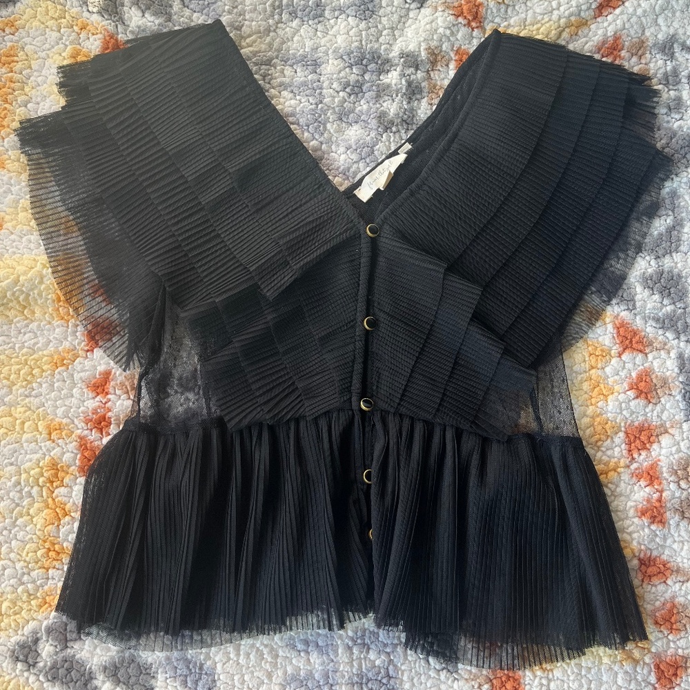 Anthropologie  FOREVER THAT GIRL RUFFLED BUTTON-FRONT BLOUSE